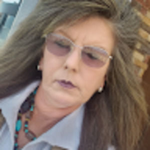 Meet your Posher, Brenda